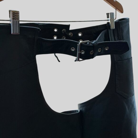 Force Leather Women’s Black Fringe Motorcycle Chaps - Picture 4 of 10